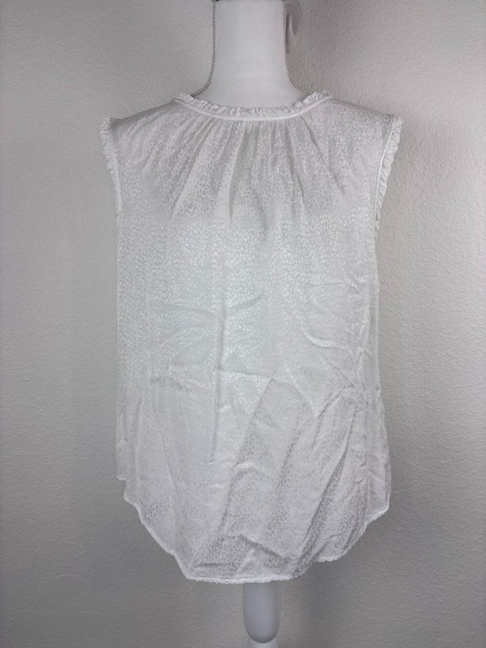 Reiss‎ women's 8 ivory textured high neck ruffle hem dressy tank top blouse